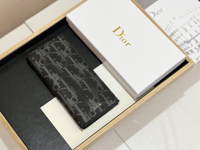 202112SSディオールDIOR新作通販 長財布 スーパーコピー