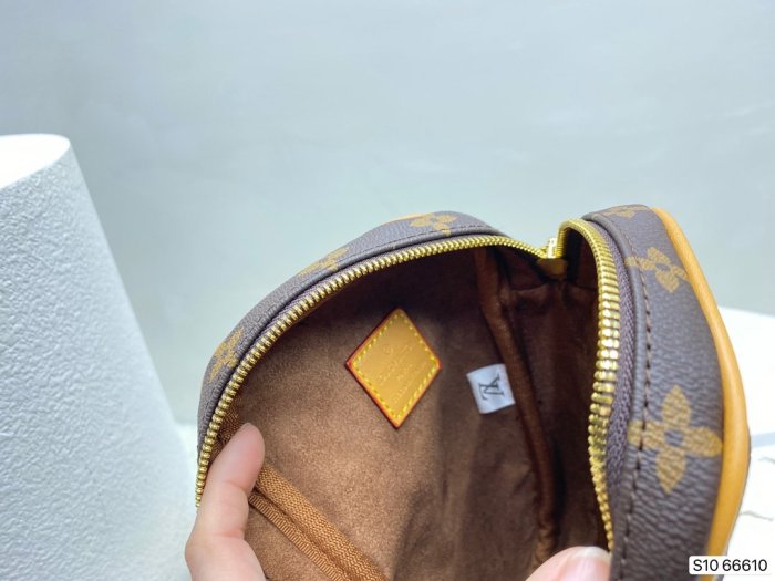 2022SS新作 Louis Vuitton ルイヴィトン レディース ショルダーバックスーパーコピー
