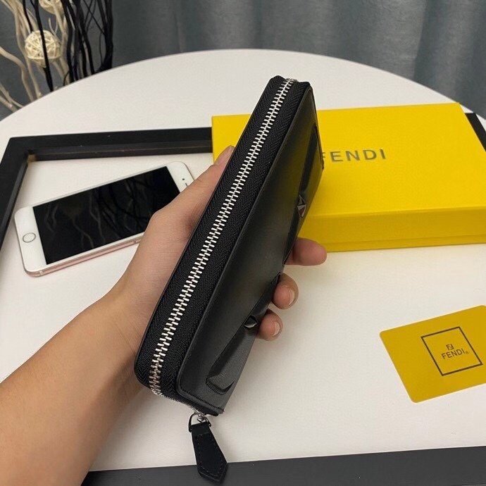 202112SS フェンディ FENDI 新作通販 長財布 スーパーコピー