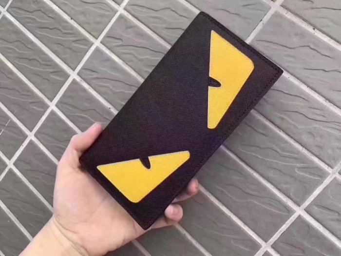 202112SS フェンディ FENDI 新作通販 長財布 スーパーコピー