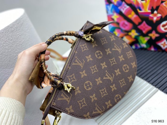 2022SS新作 Louis Vuitton ルイヴィトン レディース ハンドバックスーパーコピー