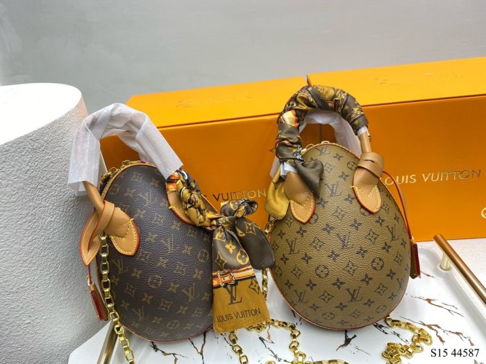 2022SS新作 Louis Vuitton ルイヴィトン レディース ショルダーバックスーパーコピー