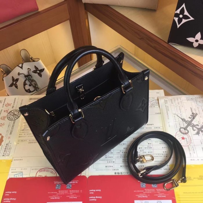 2022SS新作 Louis Vuitton ルイヴィトン レディース ハンドバックスーパーコピー