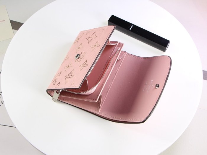 2022SSルイヴィトン LOUIS VUITTON 新作通販短財布スーパーコピー