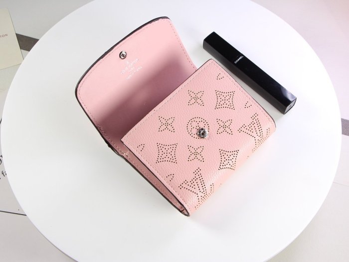 2022SSルイヴィトン LOUIS VUITTON 新作通販短財布スーパーコピー