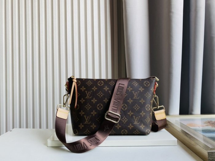 2022SS新作 Louis Vuitton ルイヴィトン レディース ショルダーバックスーパーコピー