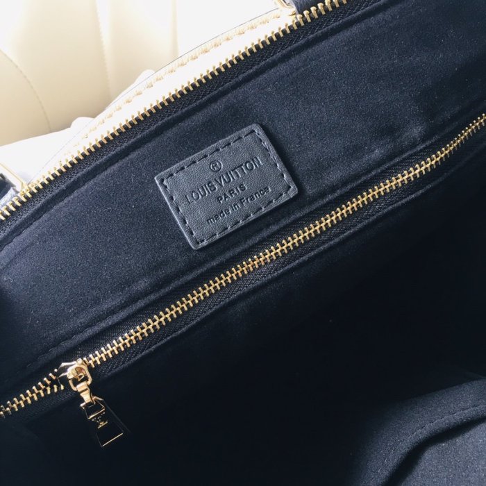 2022SS新作 Louis Vuitton ルイヴィトン レディース ショルダーバックスーパーコピー