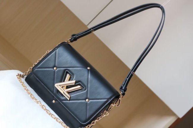 2022SS新作 Louis Vuitton ルイヴィトン レディース ショルダーバックスーパーコピー