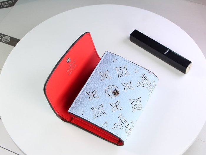 2022SSルイヴィトン LOUIS VUITTON 新作通販短財布スーパーコピー