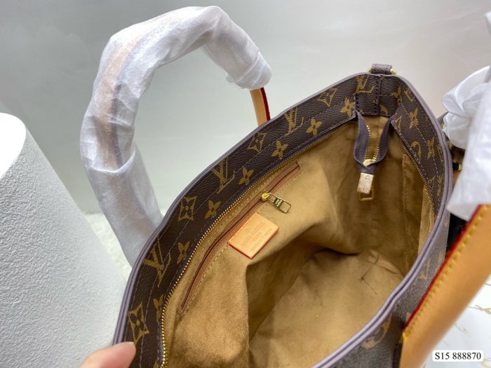 2022SS新作 Louis Vuitton ルイヴィトン レディース ショルダーバックスーパーコピー