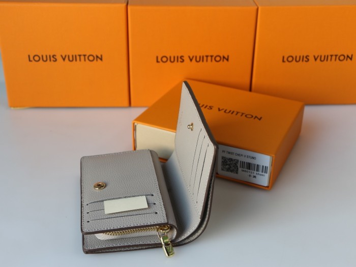 2022SSルイヴィトン LOUIS VUITTON 新作通販短財布スーパーコピー