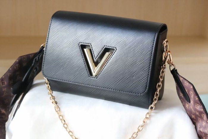 2022SS新作 Louis Vuitton ルイヴィトン レディース ショルダーバックスーパーコピー