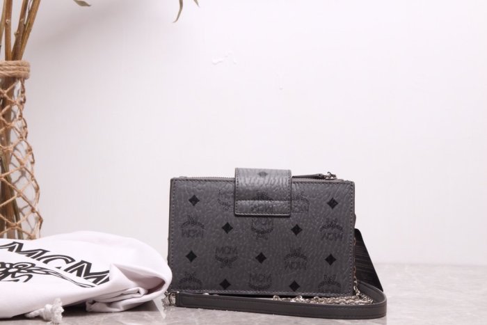 2022SS新作 MCM エムシーエム レディース ショルダーバッグ スーパーコピー