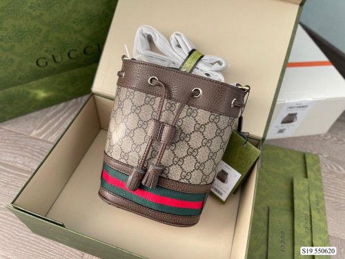 2022SS新作Gucci グッチ レディースショルダーバッグスーパーコピー
