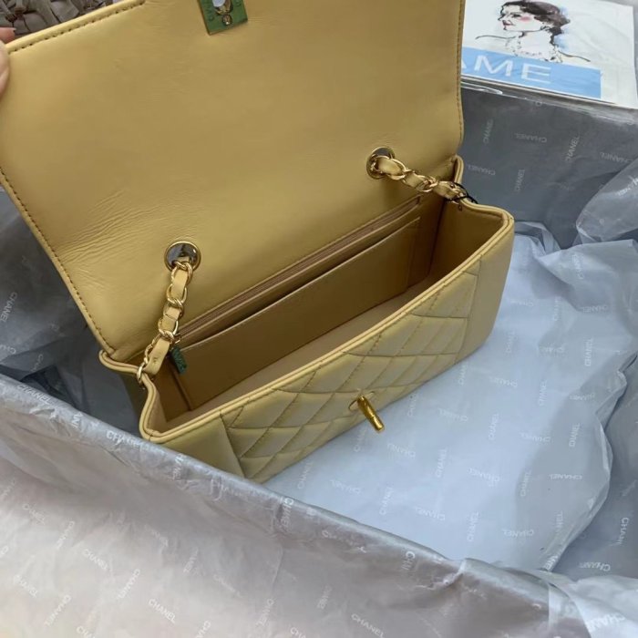 2022SS新作 シャネル Chanel ショルダーバック スーパーコピー