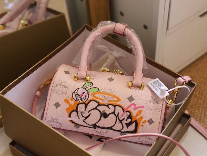 2022SS新作 MCM エムシーエム レディース ショルダーバッグ スーパーコピー