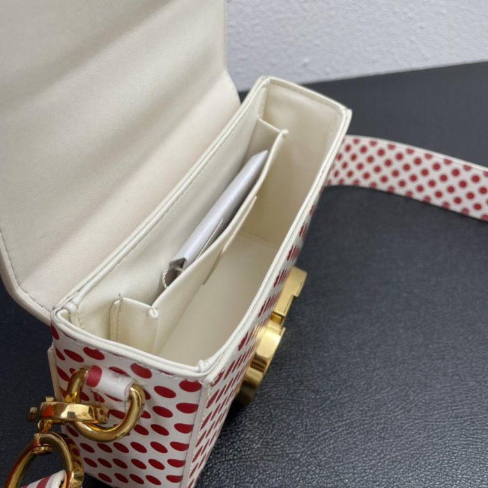 2022SS新作 Dior ディオール レディース ハンドバックスーパーコピー