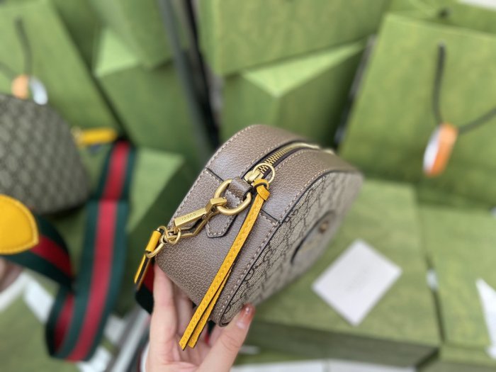 2022SS新作Gucci グッチ レディース ショルダーバックスーパーコピー