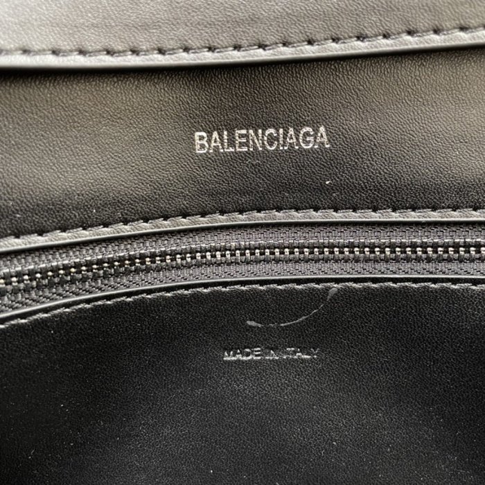 2022SS新作 Balenciaga バレンシアガ レディース ショルダーバックスーパーコピー