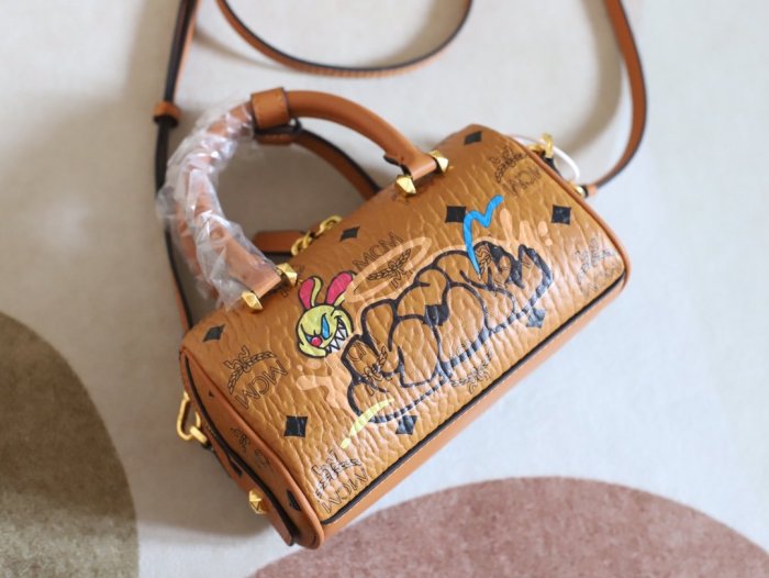 2022SS新作 MCM エムシーエム レディース ショルダーバッグ スーパーコピー