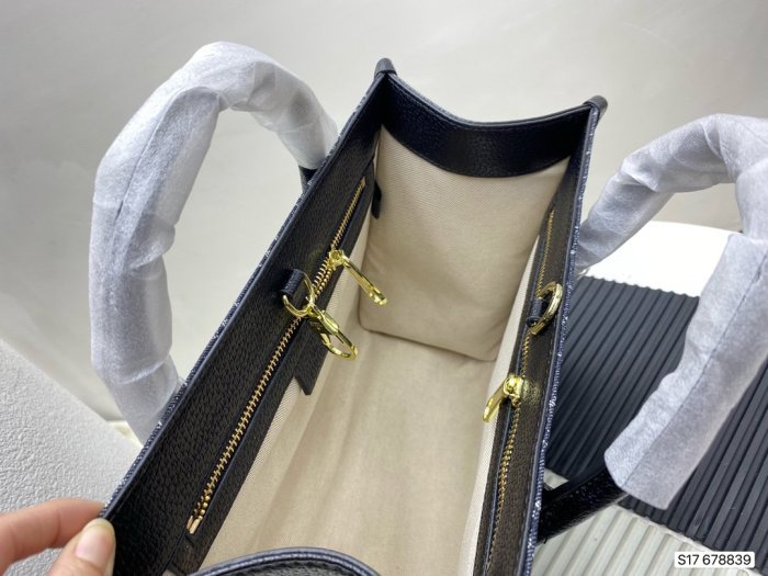 2022SS新作Gucci グッチ レディース ハンドバックスーパーコピー