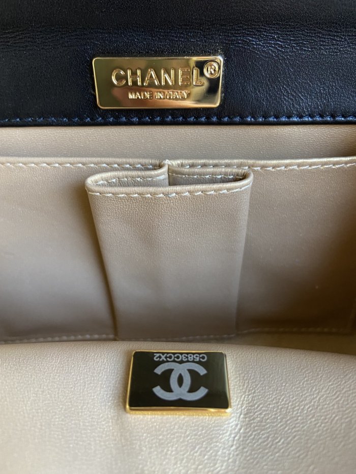 2022SS新作 シャネル Chanel ショルダーバック スーパーコピー