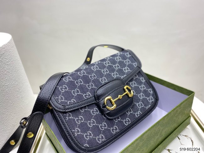 2022SS新作Gucci グッチ レディースショルダーバッグスーパーコピー