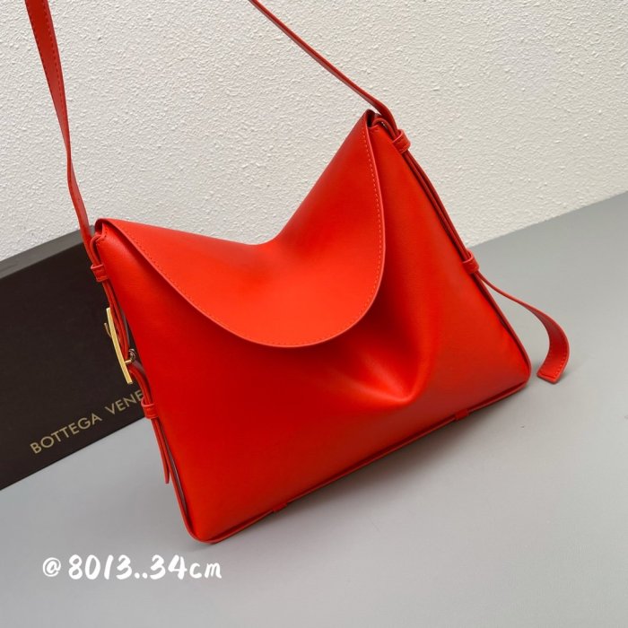 2022SS新作Bottega Venetaボッテガヴェネタレディース ショルダーバックスーパーコピー