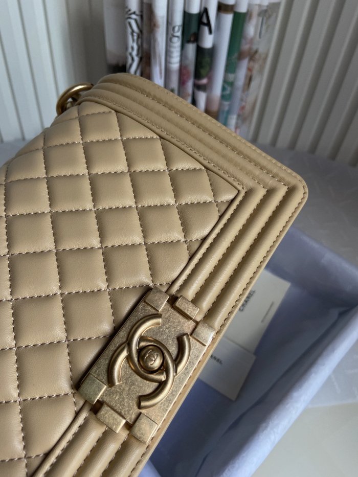 2022SS新作 シャネル Chanel ショルダーバック スーパーコピー