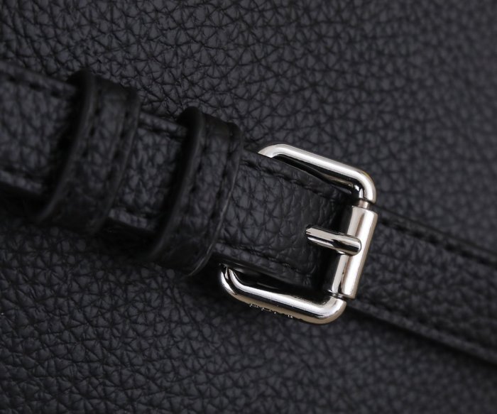 2022SS新作 FENDI フェンディ レディースショルダーバックスーパーコピー