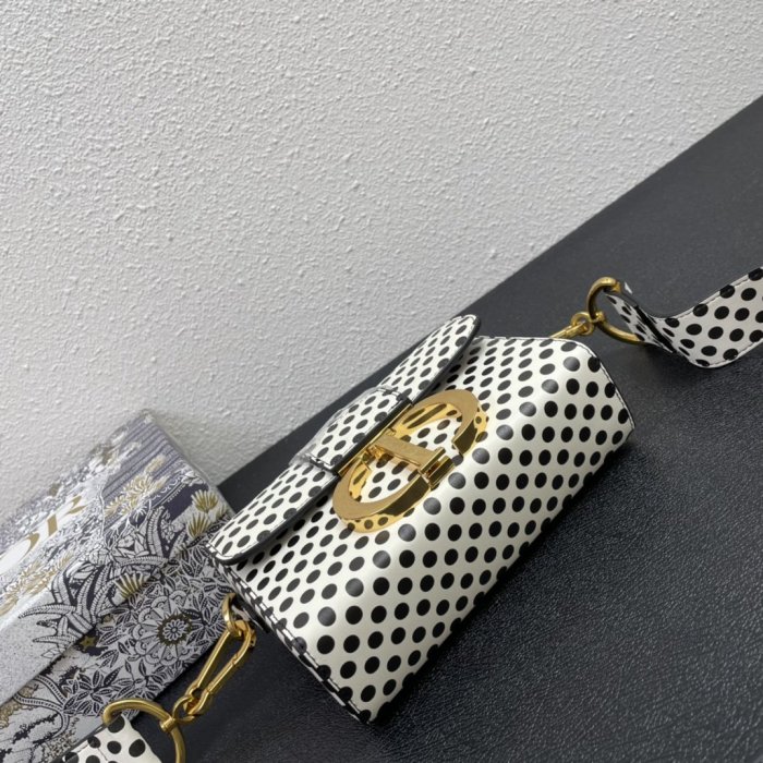 2022SS新作 Dior ディオール レディース ハンドバックスーパーコピー