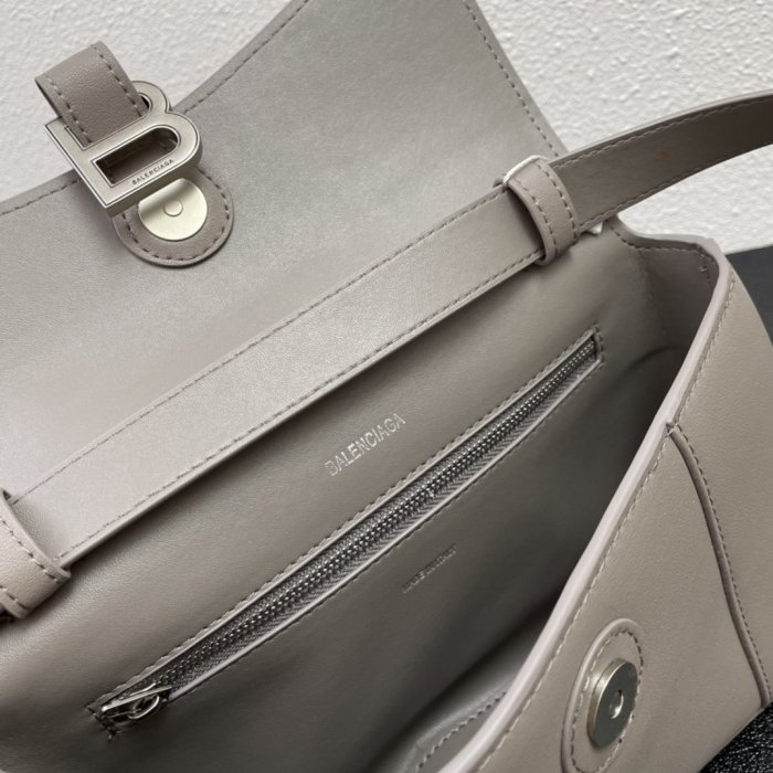 2022SS新作 Balenciaga バレンシアガ レディース ショルダーバックスーパーコピー