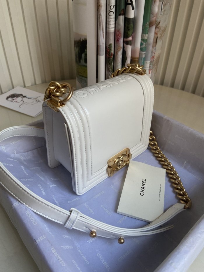 2022SS新作 シャネル Chanel ショルダーバック スーパーコピー