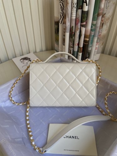 2022SS新作 シャネル Chanel ショルダーバック スーパーコピー