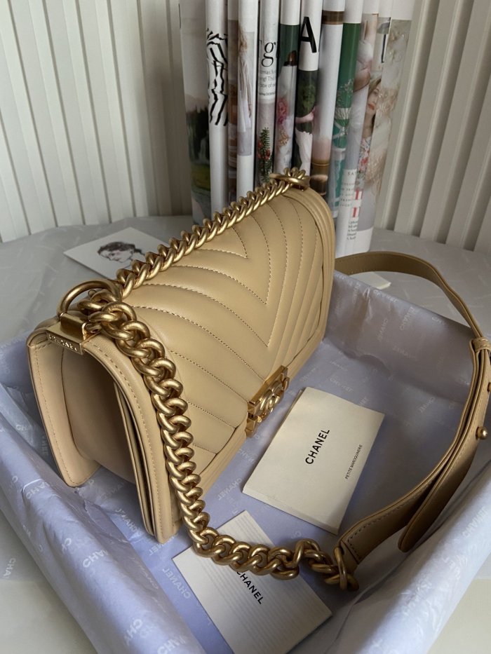 2022SS新作 シャネル Chanel ショルダーバック スーパーコピー