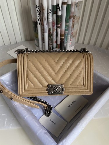 2022SS新作 シャネル Chanel ショルダーバック スーパーコピー