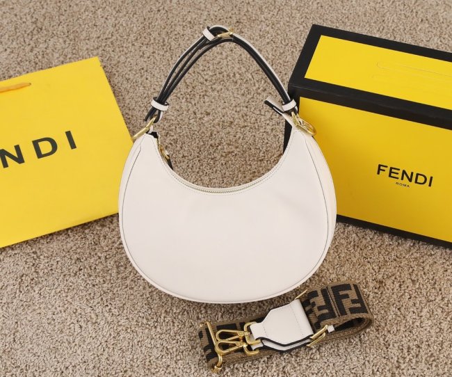 2022SS新作 FENDI フェンディ レディース ハンドバックスーパーコピー