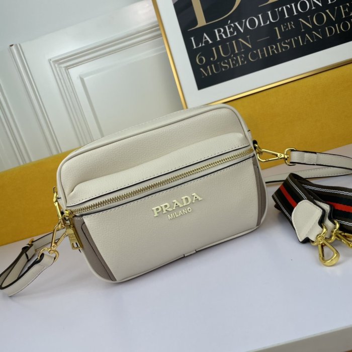 2022SS新作 Prada プラダ レディースハンドバックスーパーコピー