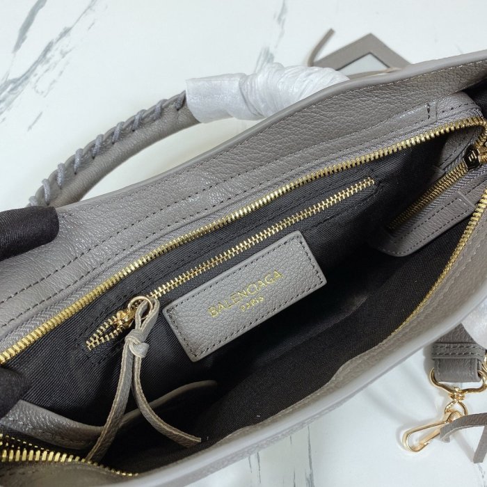 2022SS新作 Balenciaga バレンシアガ レディース ショルダーバックスーパーコピー