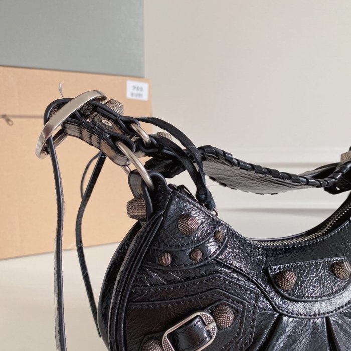 2022SS新作 Balenciaga バレンシアガ レディース ショルダーバックスーパーコピー