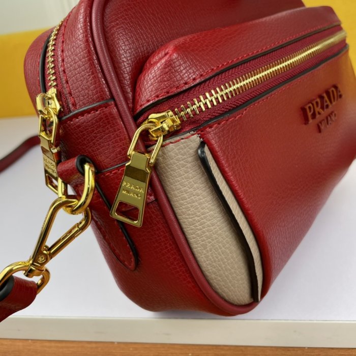 2022SS新作 Prada プラダ レディースハンドバックスーパーコピー