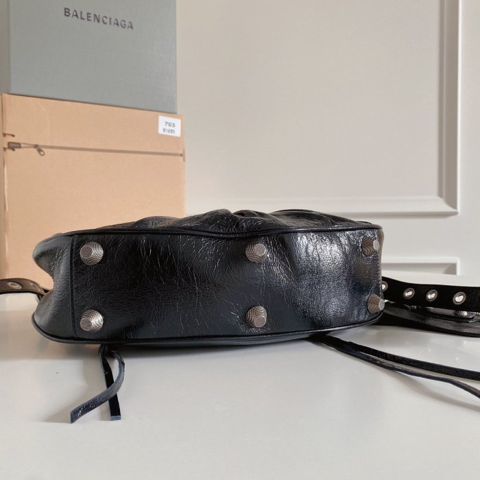 2022SS新作 Balenciaga バレンシアガ レディース ショルダーバックスーパーコピー