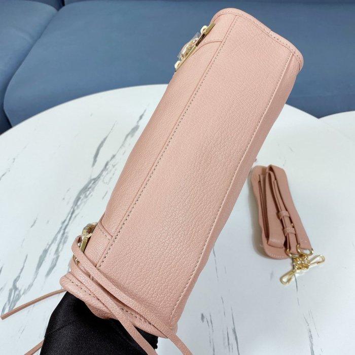 2022SS新作 Balenciaga バレンシアガ レディース ショルダーバックスーパーコピー