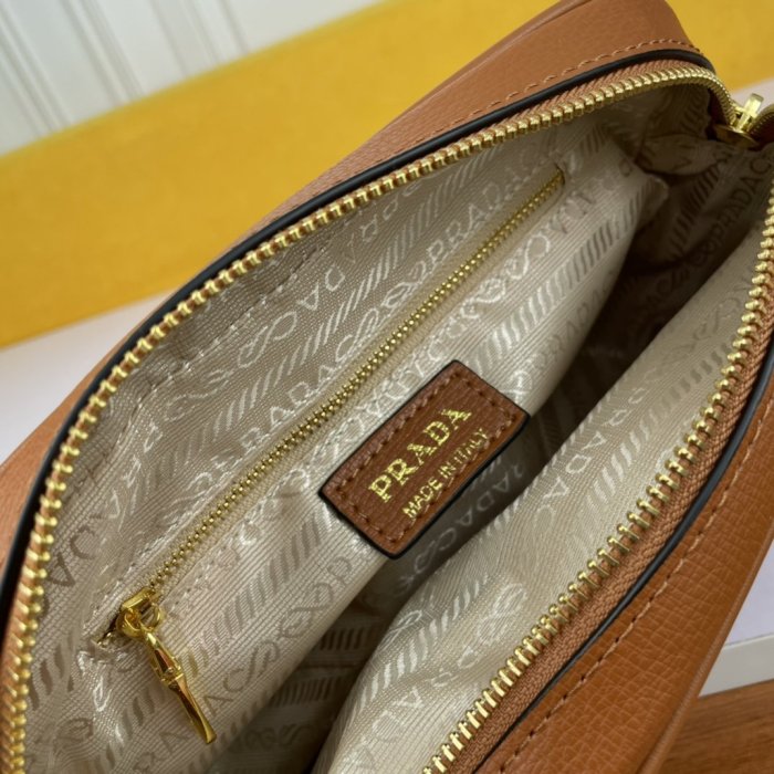 2022SS新作 Prada プラダ レディースハンドバックスーパーコピー