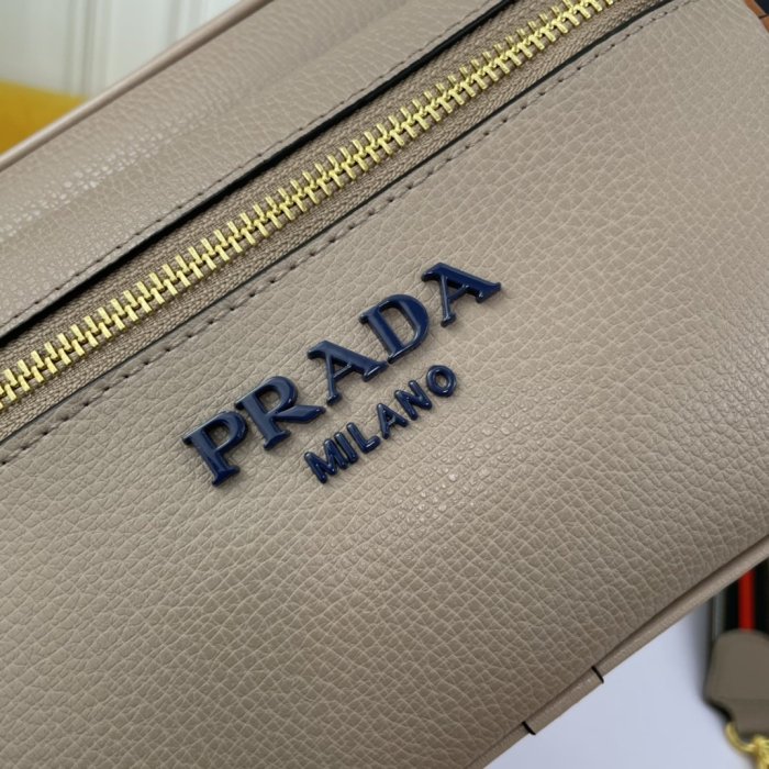 2022SS新作 Prada プラダ レディースハンドバックスーパーコピー