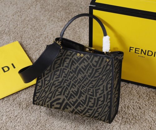 2022SS新作 FENDI フェンディ レディース ハンドバックスーパーコピー