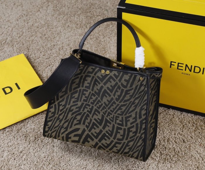 2022SS新作 FENDI フェンディ レディース ハンドバックスーパーコピー