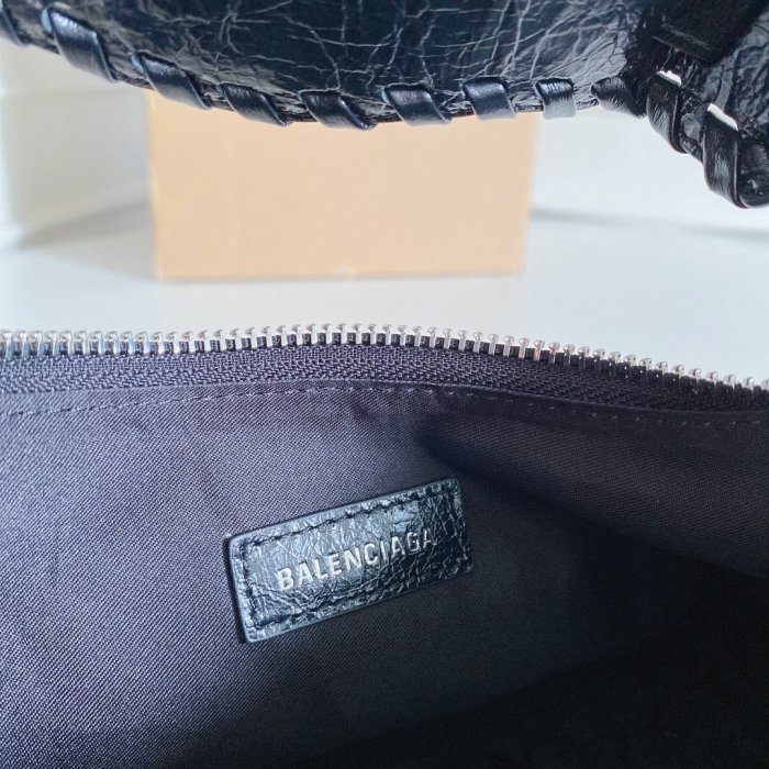 2022SS新作 Balenciaga バレンシアガ レディース ショルダーバックスーパーコピー
