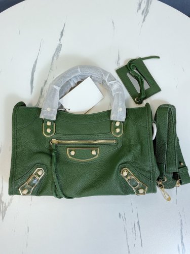2022SS新作 Balenciaga バレンシアガ レディース ショルダーバックスーパーコピー