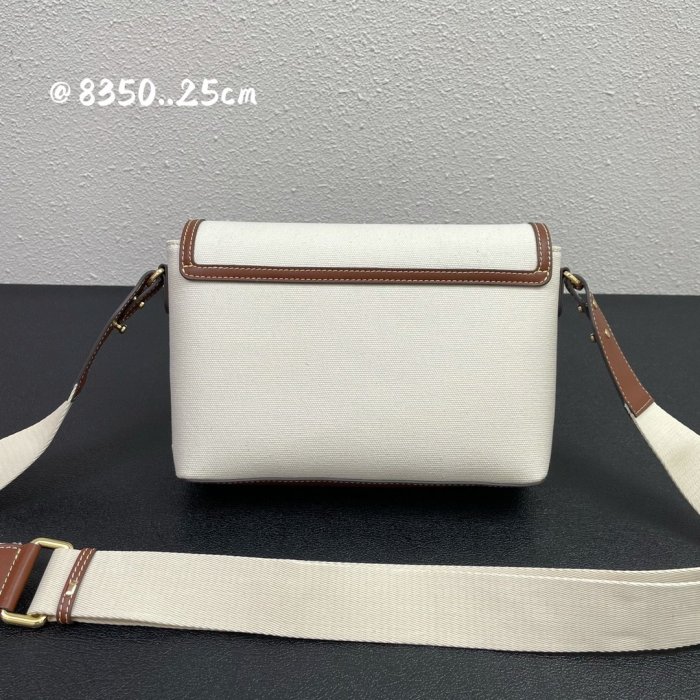 2022SS新作Burberryバーバリー レディース ショルダーバック スーパーコピー